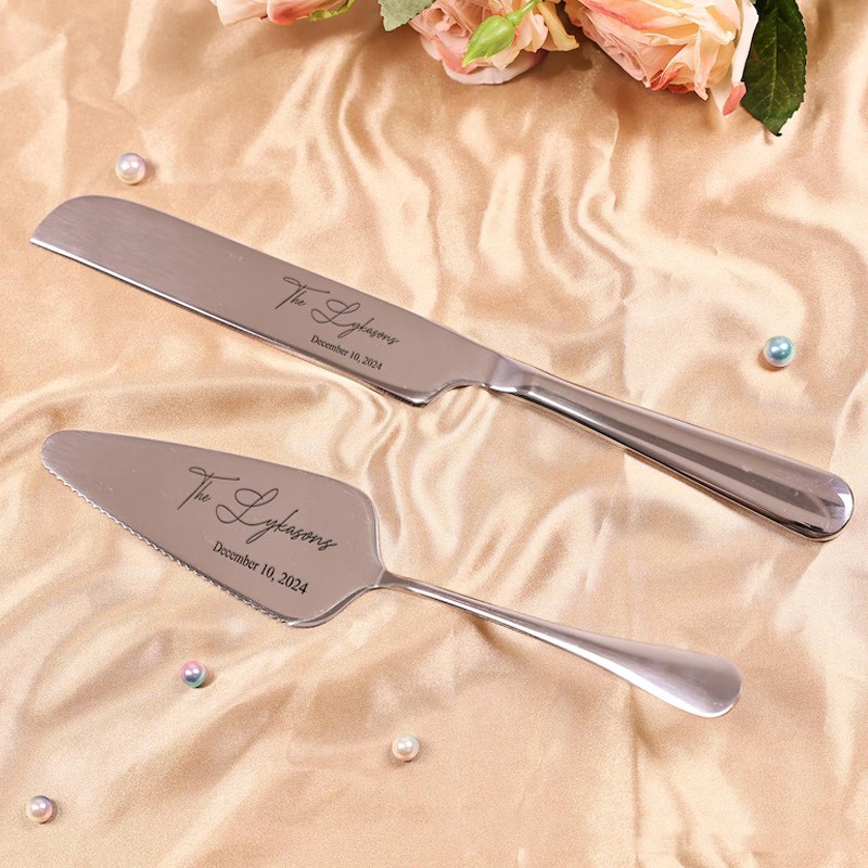 Personalized Wedding Cake Cutting Set